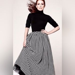 Talbots Chiffon Houndstooth print skirt